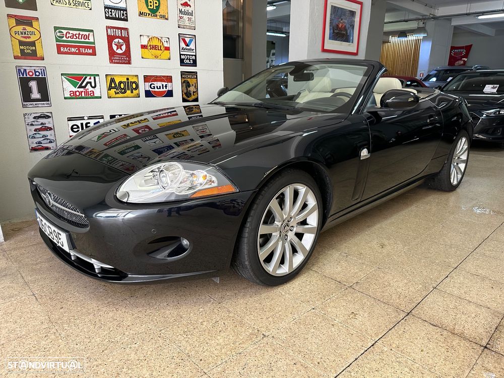 Jaguar XK 4.2 V8 Convertible - 3