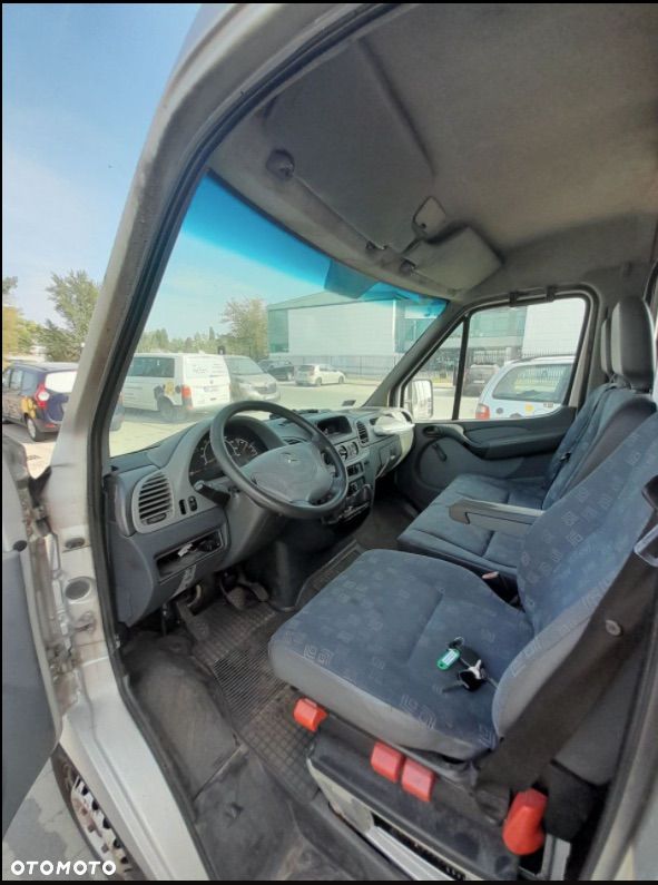 Mercedes-Benz Sprinter 906.235 - 2