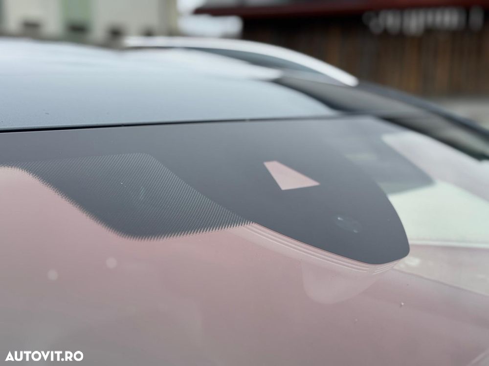 Skoda Superb 2.0 TDI DSG Premium Edition - 15