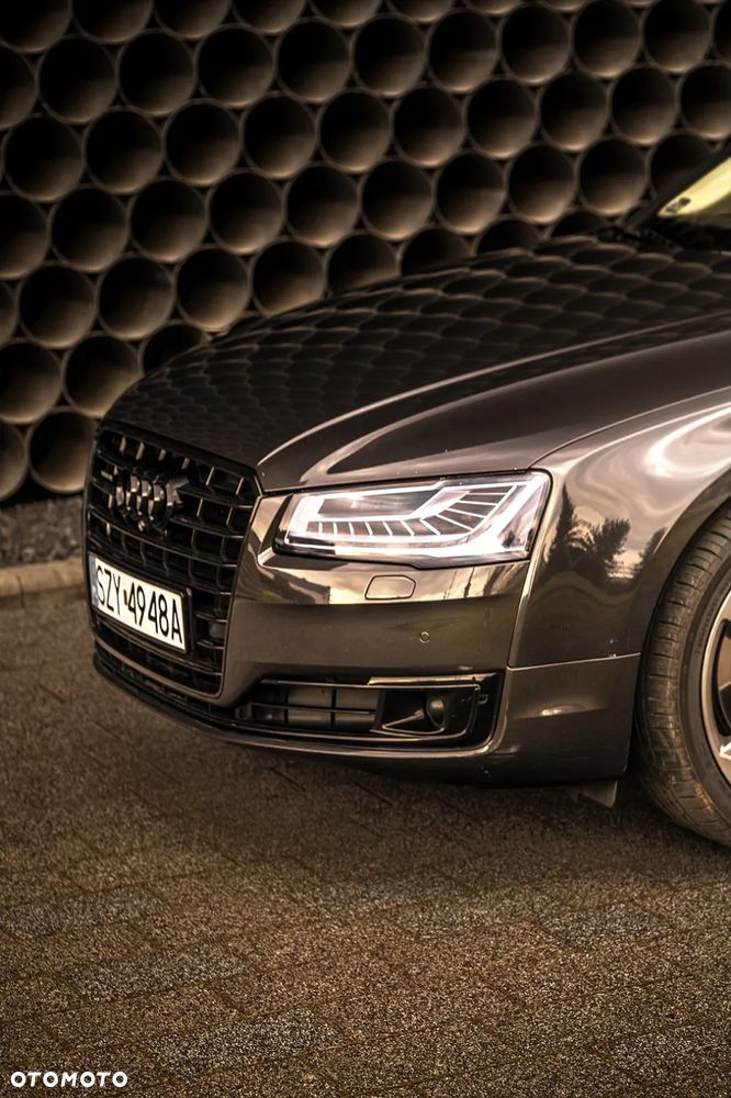 Audi A8 4.2 TDI DPF (clean diesel) quattro tiptronic - 6