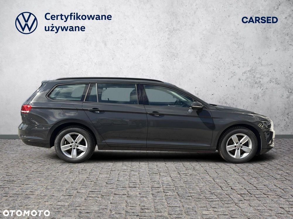 Volkswagen Passat 2.0 TDI SCR Trendline - 8