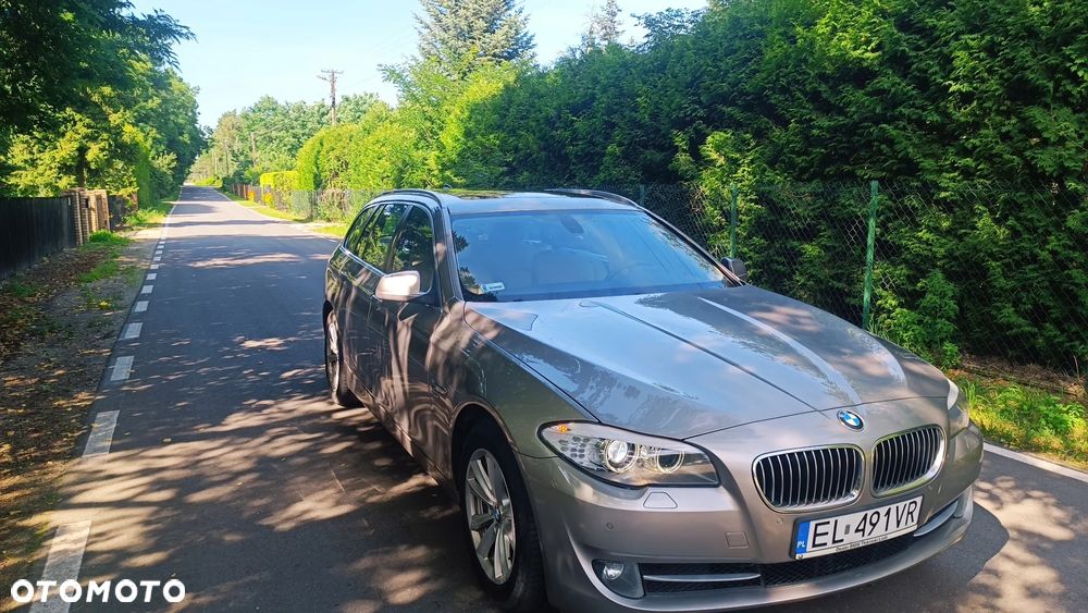 BMW 5 Series 2012 photo 3