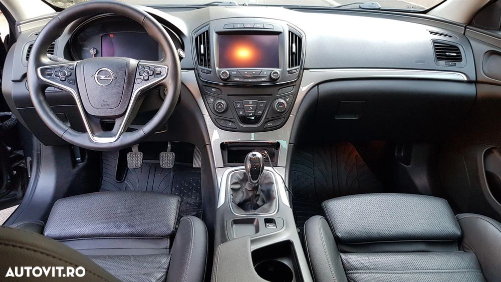 Opel Insignia 1.6 CDTI ecoFLEX Start/Stop Business Innovation - 11