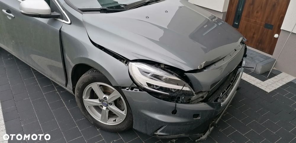 Volvo V40 T3 RDesign - 16