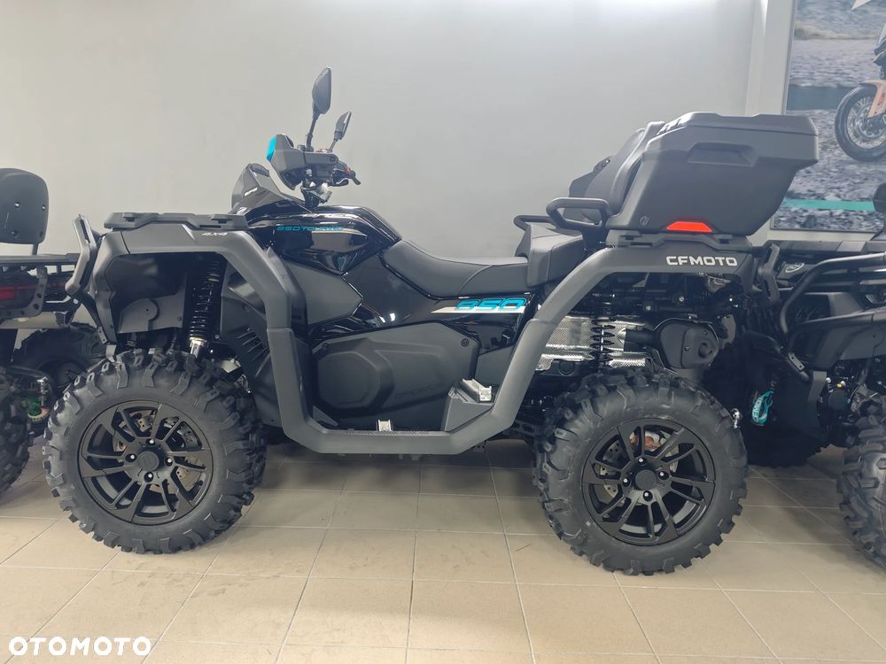 CFMoto CForce - 17