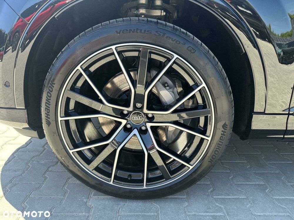 Audi Q7 - 10