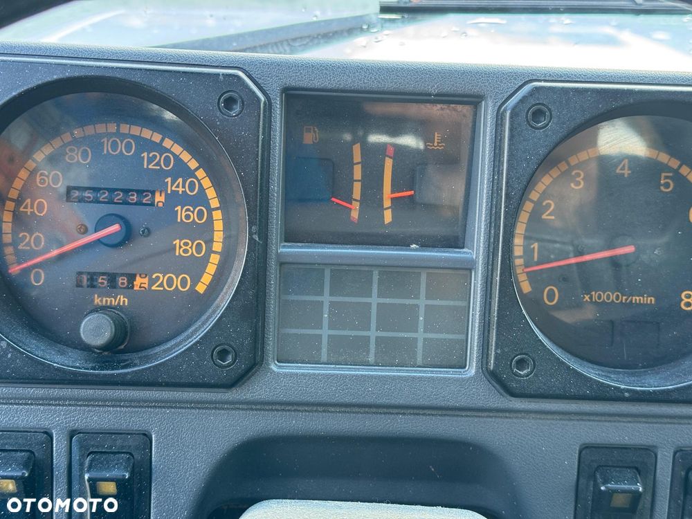 Mitsubishi Pajero 3.0i V6 - 14