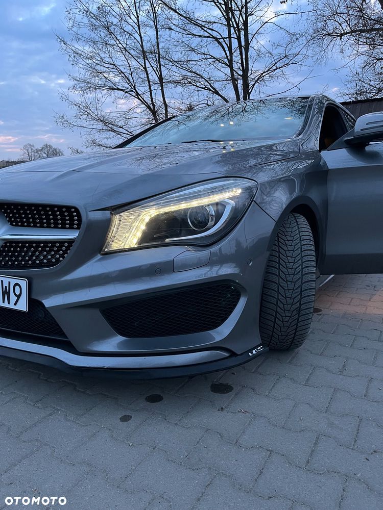 Mercedes-Benz CLA 250 AMG Line - 17