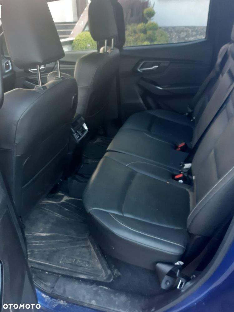 Isuzu D-Max 1.9 DC LSE - 10