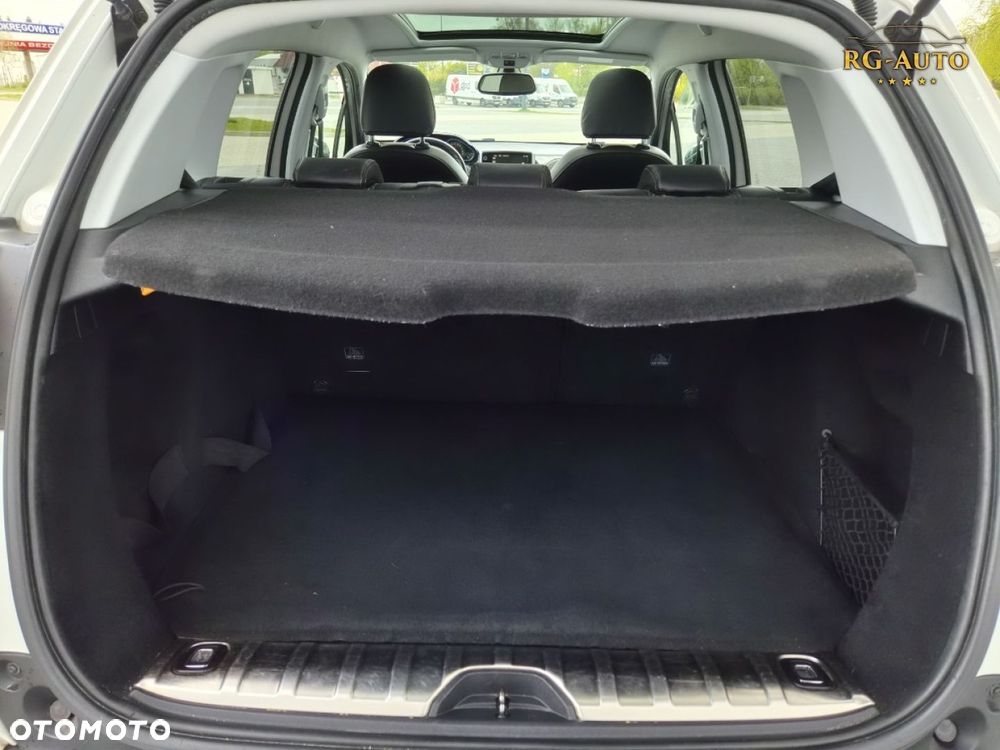 Peugeot 2008 - 23
