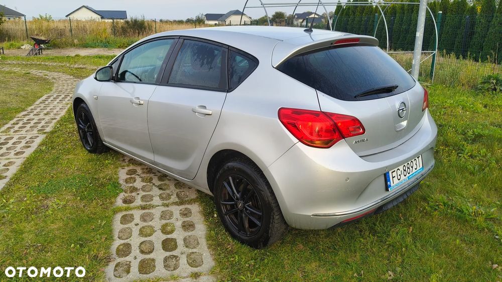 Opel Astra 1.4 T Edition 150 - 7