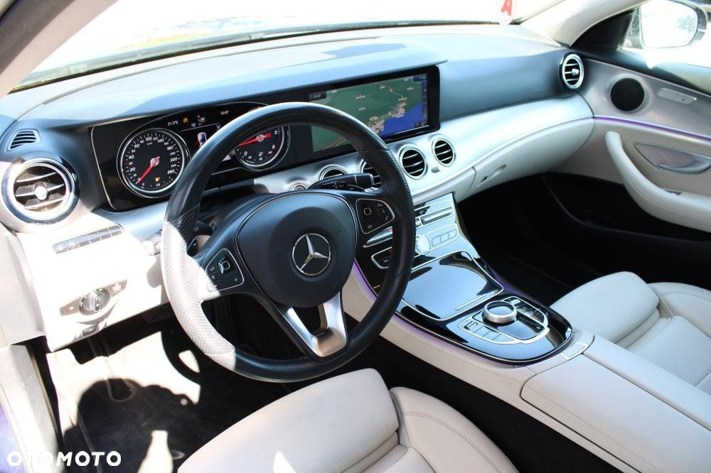 Mercedes-Benz Klasa E - 13