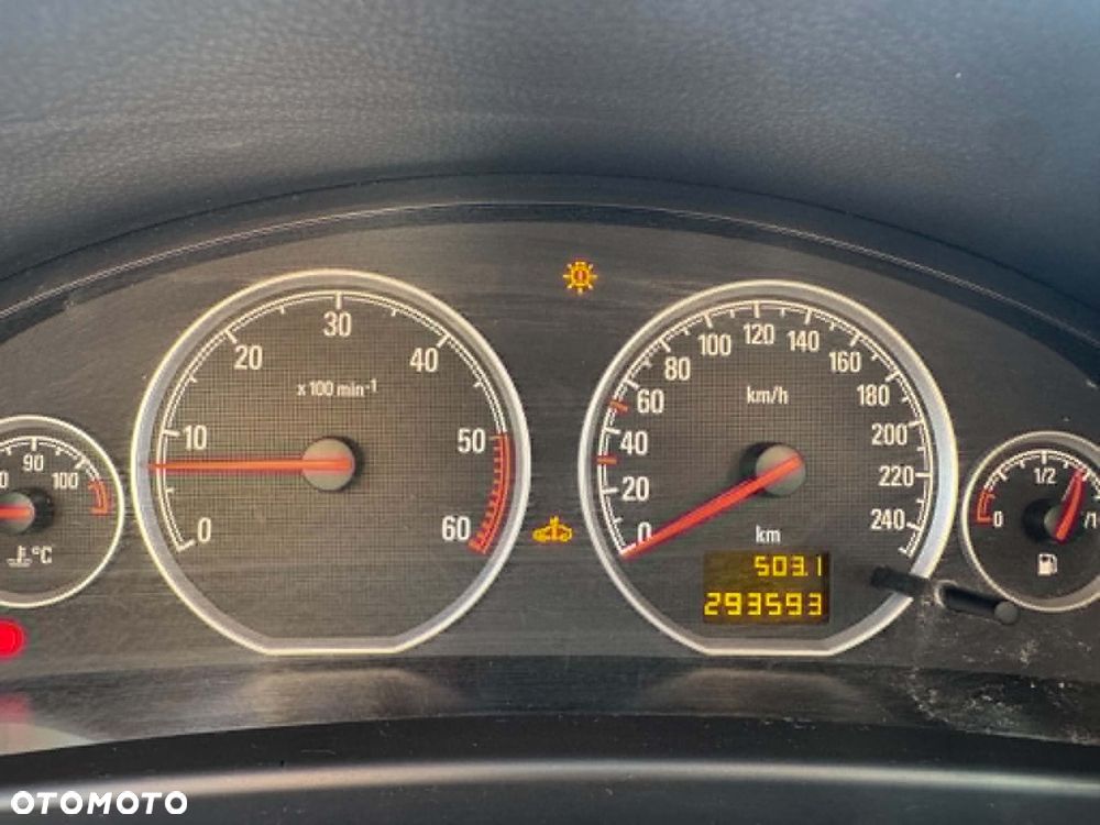 Opel Vectra 1.9 CDTI Cosmo - 22
