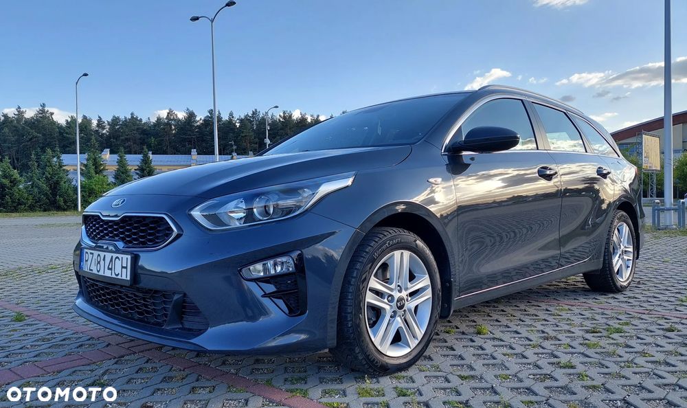 Kia Ceed 1.6 CRDi mHEV M - 1