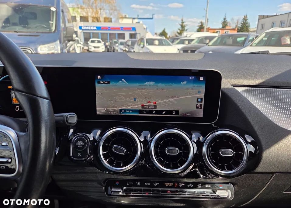 Mercedes-Benz GLA 200 d 8G-DCT - 14