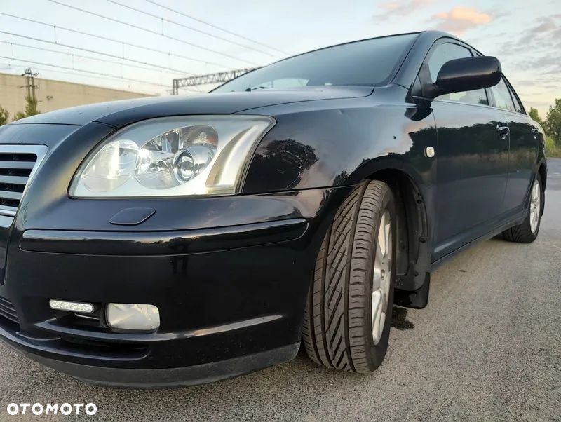 Toyota Avensis 2.0 VVT-i Sol - 5
