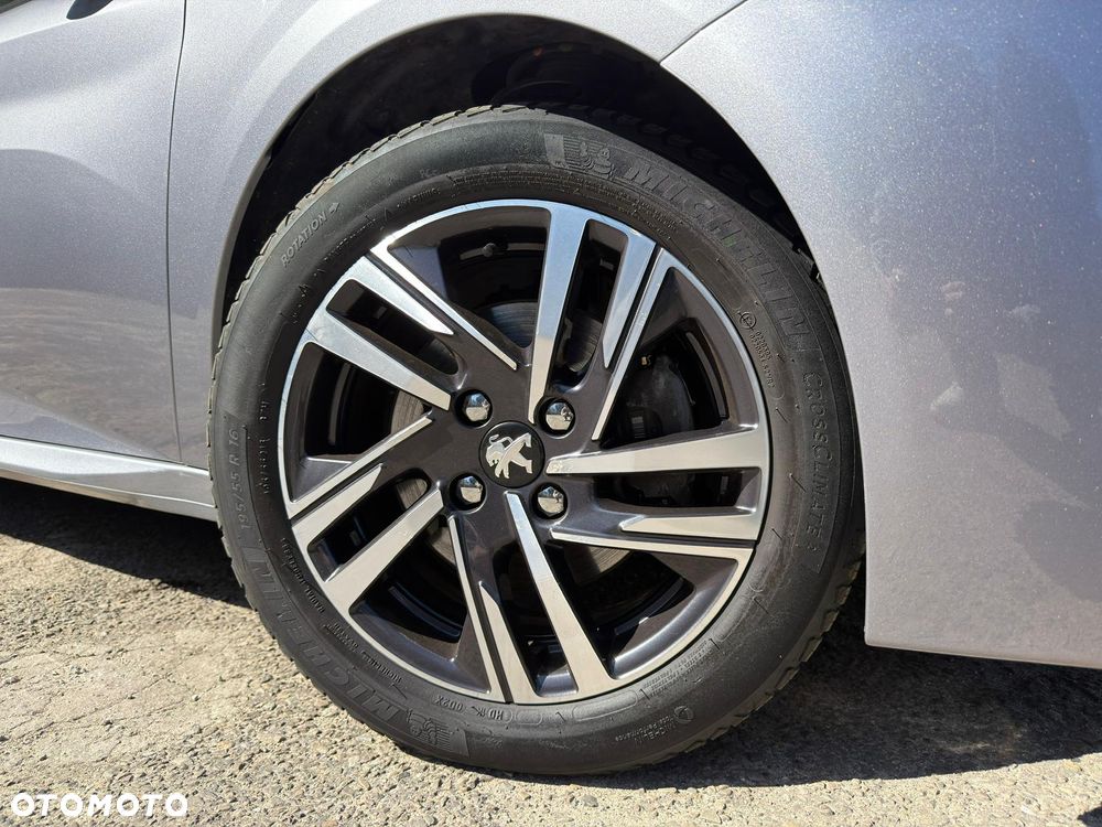 Peugeot 208 1.2 PureTech Allure S&S - 12
