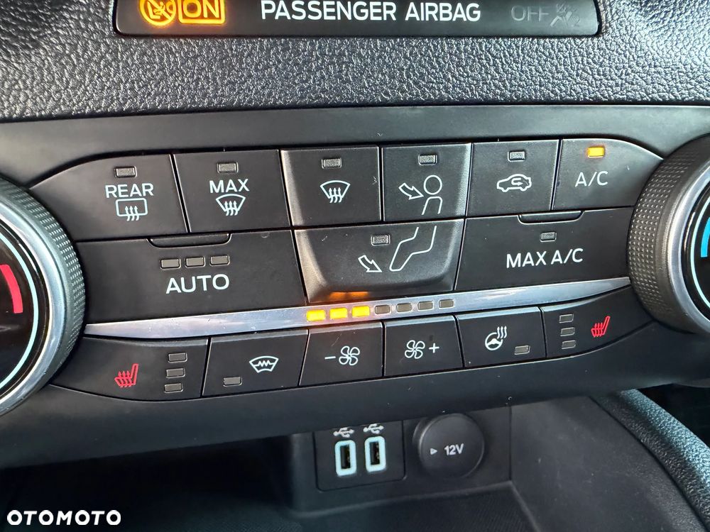 Ford Kuga 1.5 EcoBoost FWD ST-Line - 25