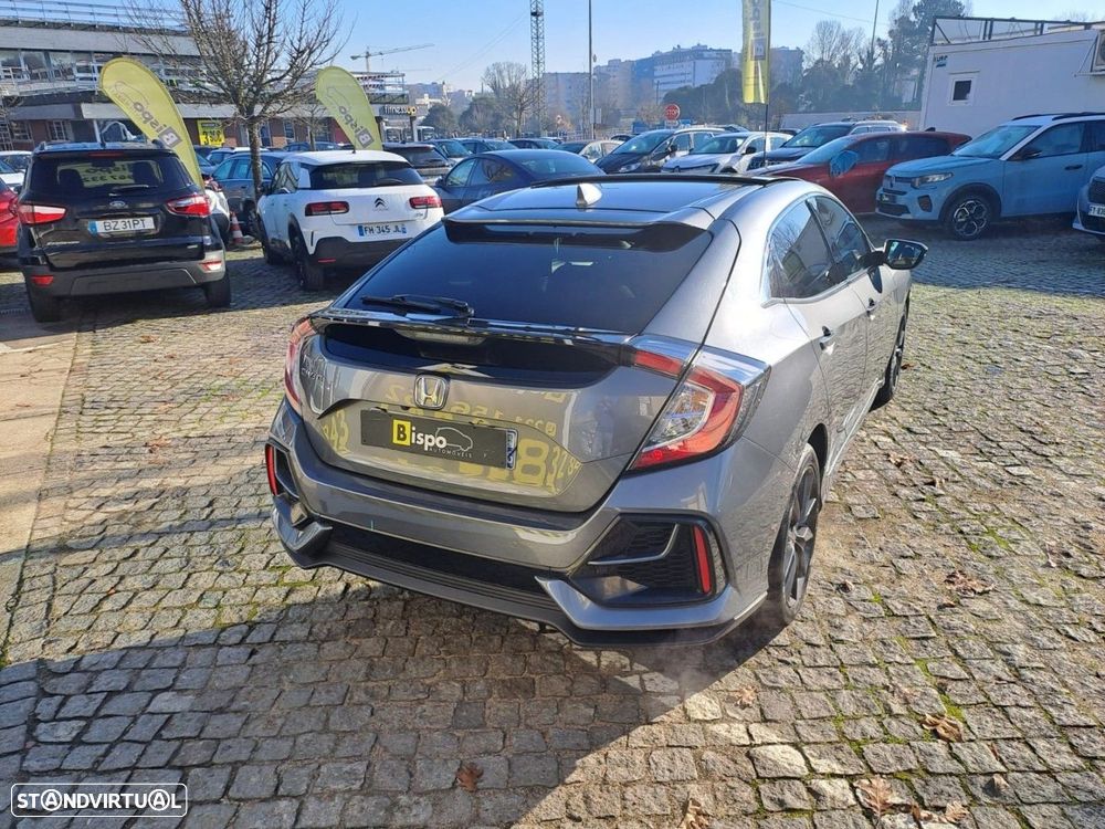 Honda Civic 1.0 i-VTEC Executive Premium CVT - 9