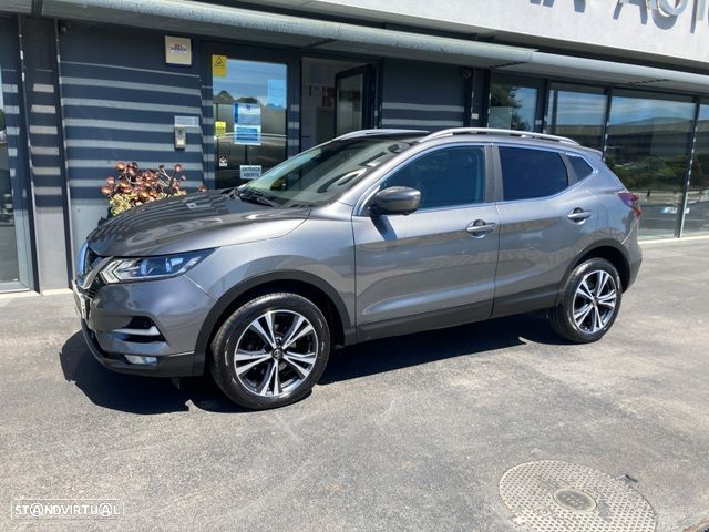 Nissan Qashqai 1.5 dCi N-Connecta - 4