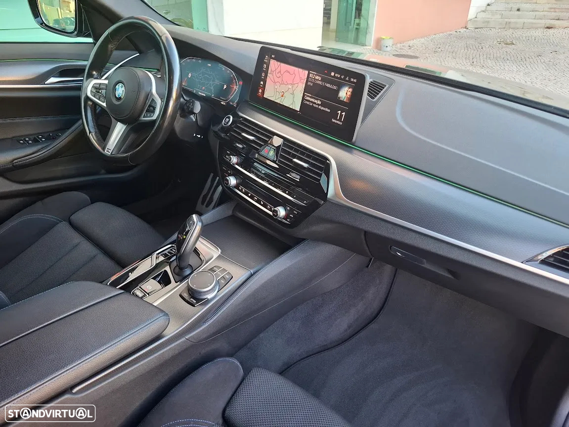 BMW 520 d Touring Aut. M Sport Edition - 42
