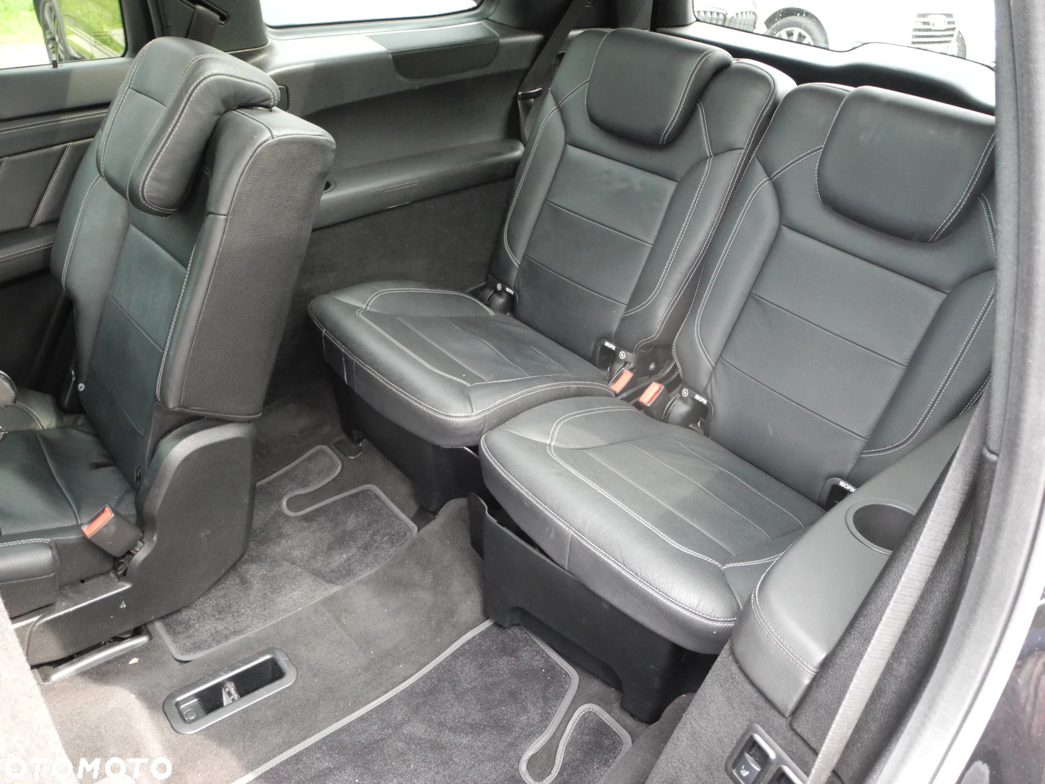 Mercedes-Benz GL 350 BlueTec 4-Matic - 19