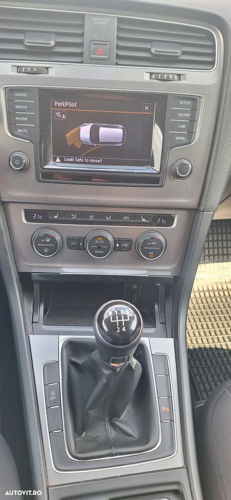 Volkswagen Golf 1.2 TSI Comfortline - 5