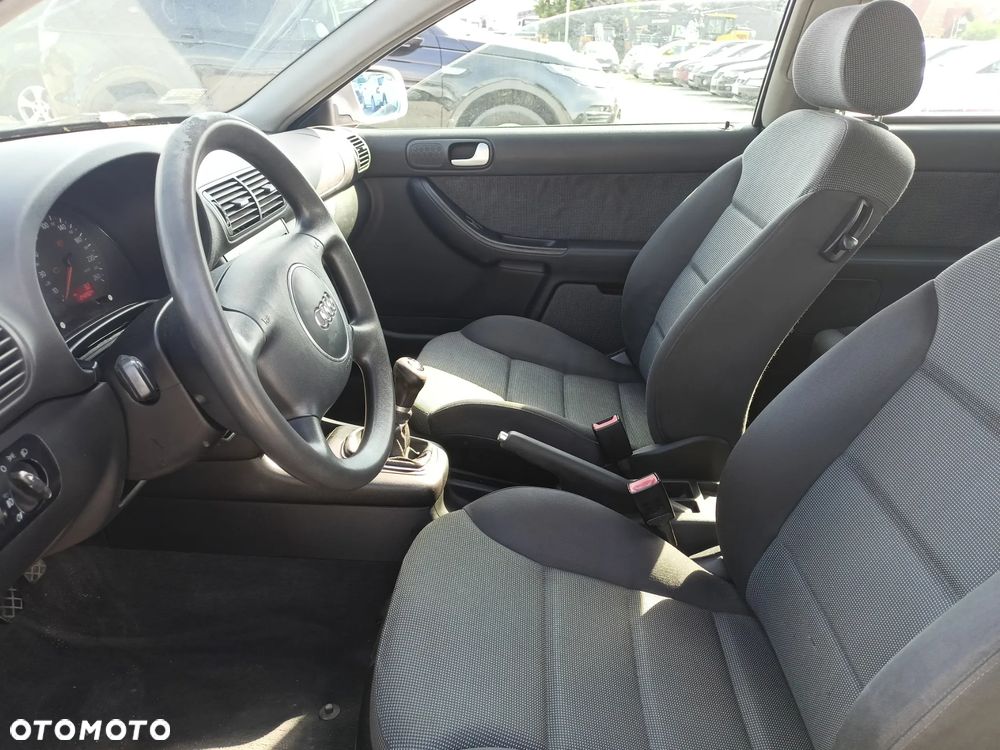 Audi A3 3-drzwiowe - 8