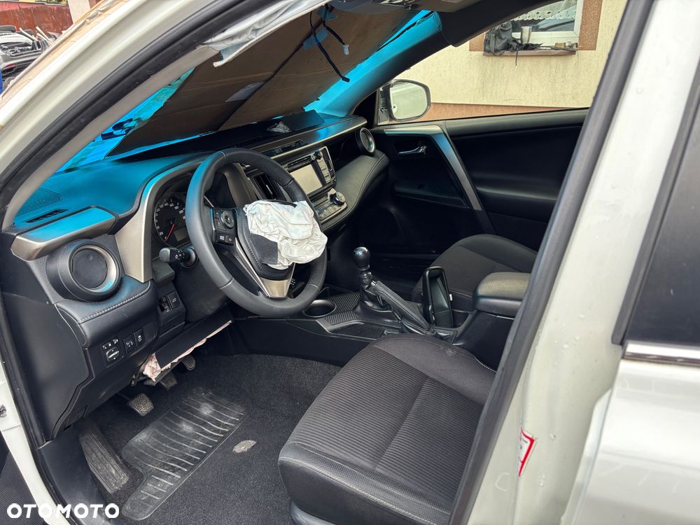 Toyota RAV4 2.0 D-4D 4x2 Start-Stop Comfort - 5