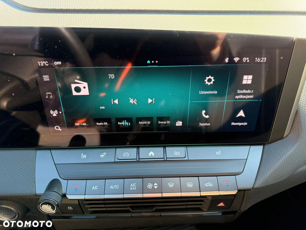 Opel Astra 1.6 T Plug-in Hybrid GS - 29