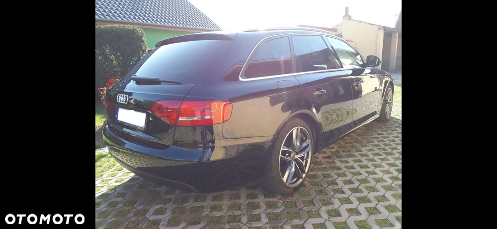 Audi A4 Avant 2.0 TDI DPF Ambiente - 6