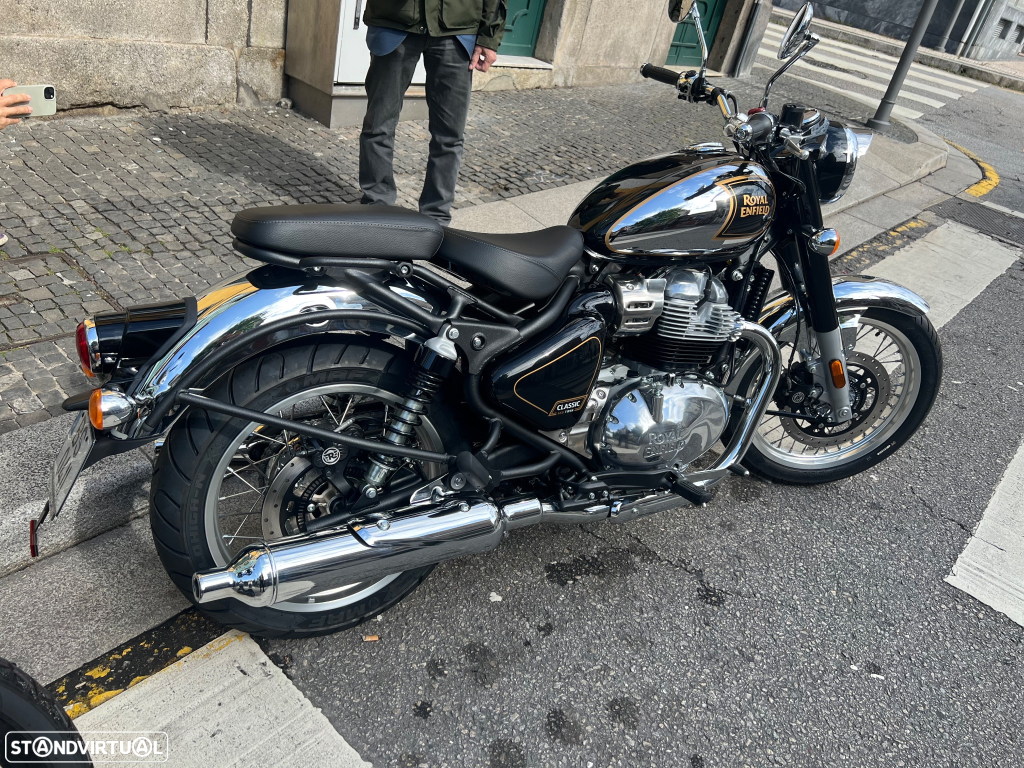 Royal Enfield Classic Classic 650 Black Chrome - 4