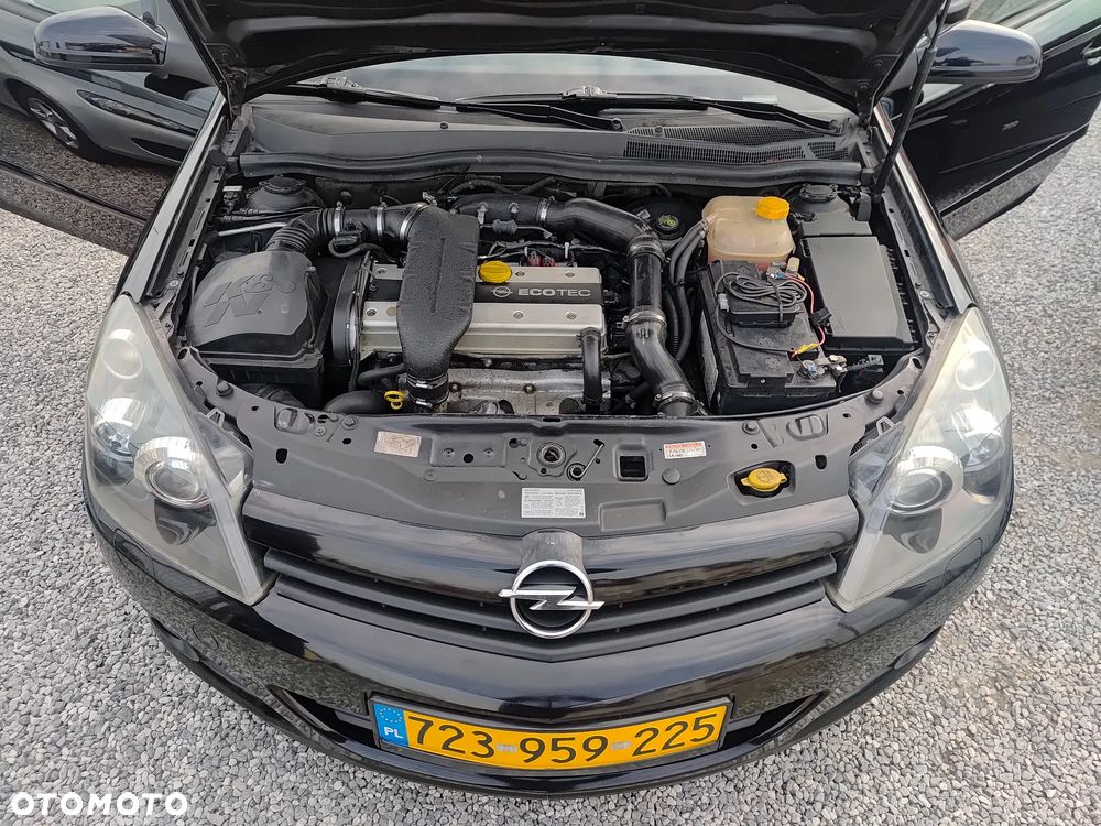 Opel Astra 2.0 Turbo Sport - 22