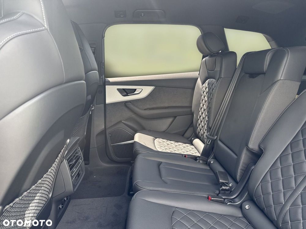 Audi Q7 - 15