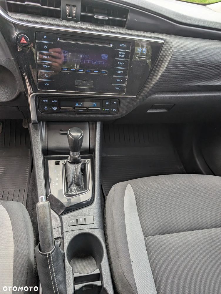 Toyota Auris - 23