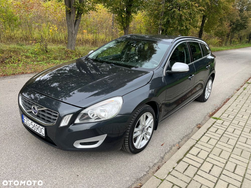 Volvo V60 D2 - 2