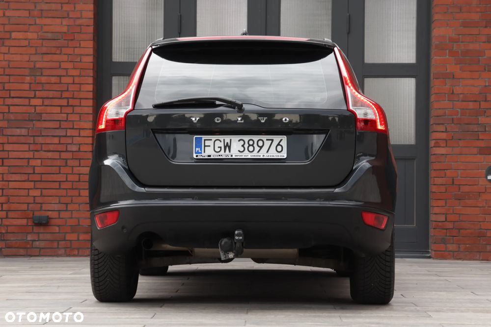 Volvo XC 60 D3 Momentum - 14