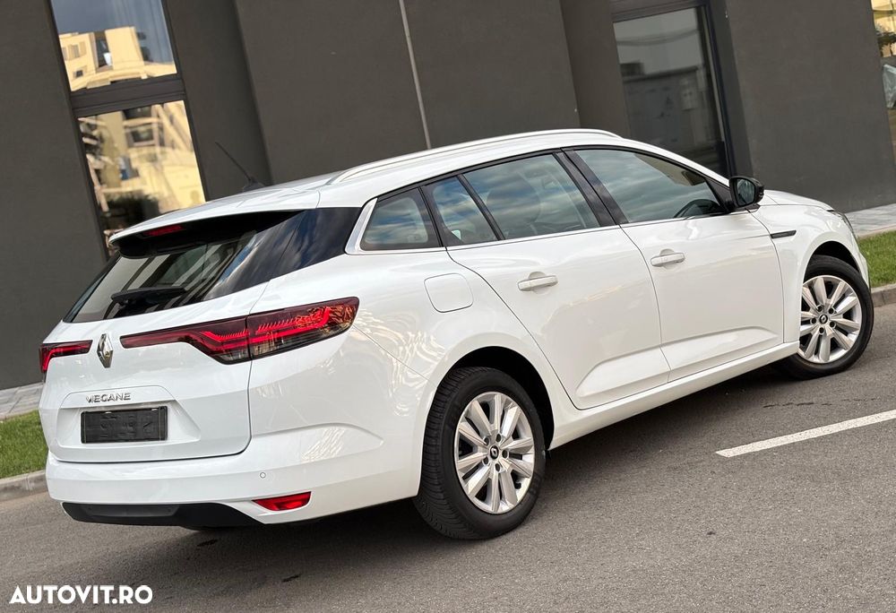 Renault Megane BLUE dCi EDC Zen - 12