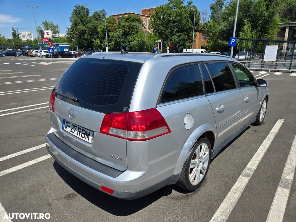 Opel Vectra 1.9 CDTI Cosmo - 3