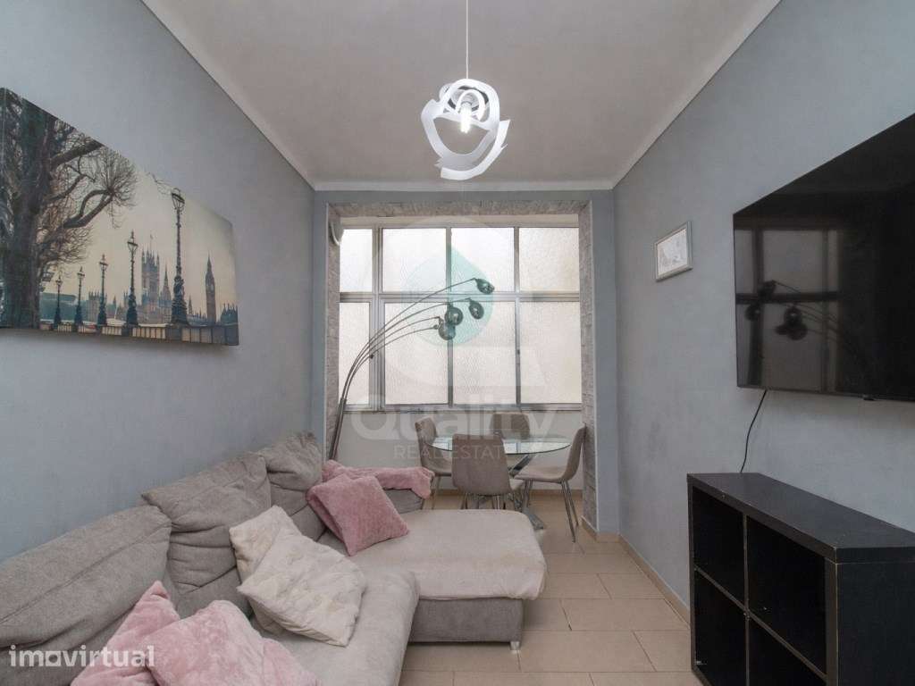 ÓTIMA OPORTUNIDADE PARA HABITAÇÃO OU INVESTIMENTO - Grande imagem: 2/23