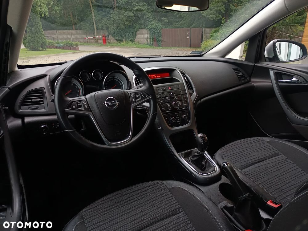 Opel Astra 1.6 EU6 - 9