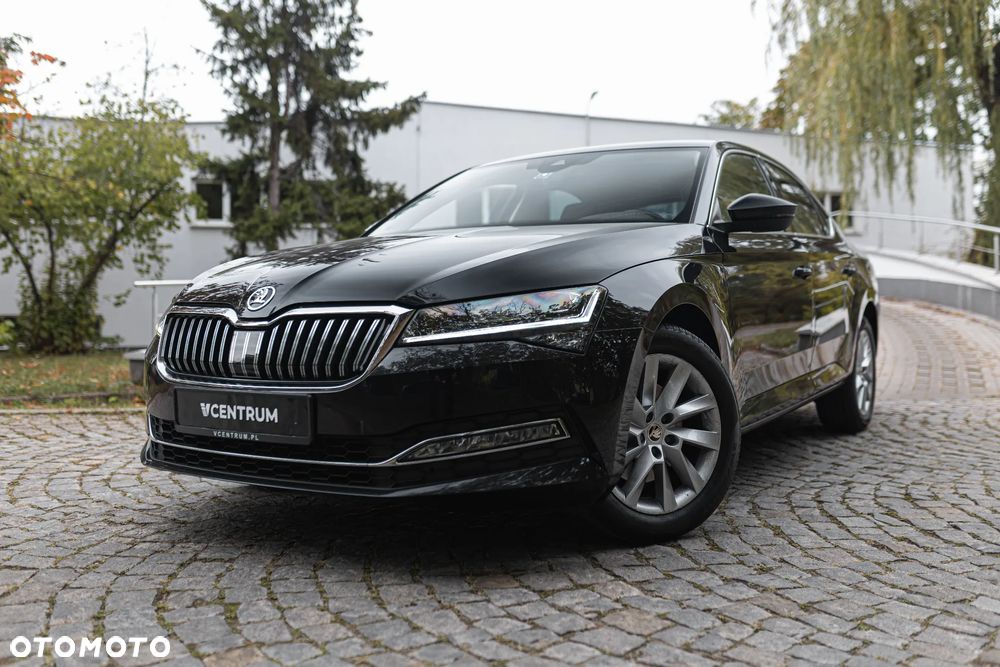 Skoda Superb 2.0 TDI SCR Style DSG - 1