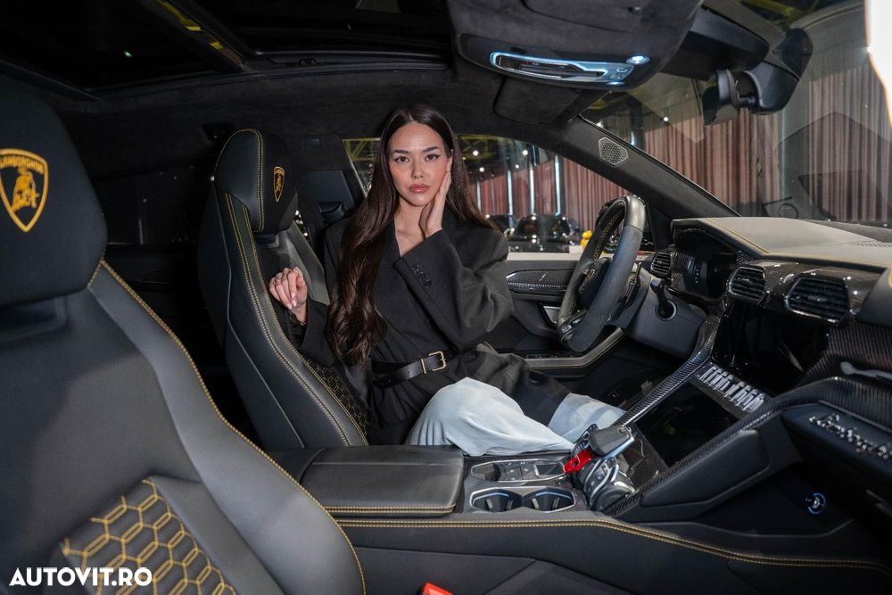 Lamborghini URUS - 25