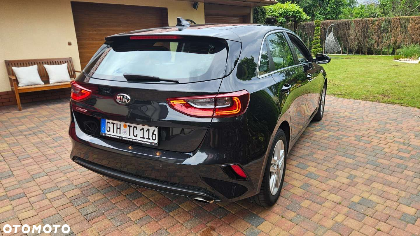 Kia Ceed - 9