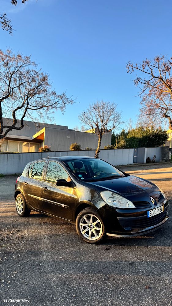 Renault Clio 1.5 dCi Confort - 1