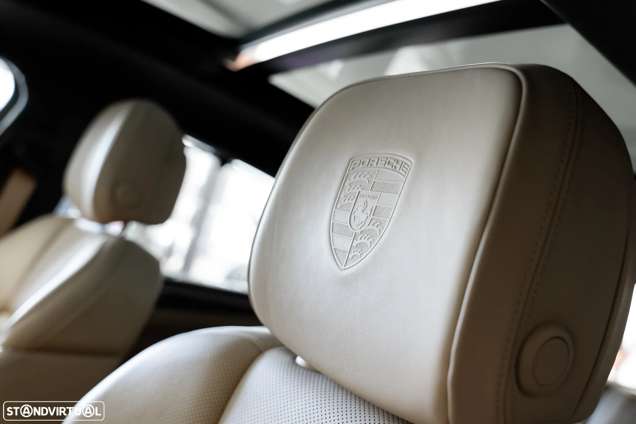 Porsche Macan S - 25