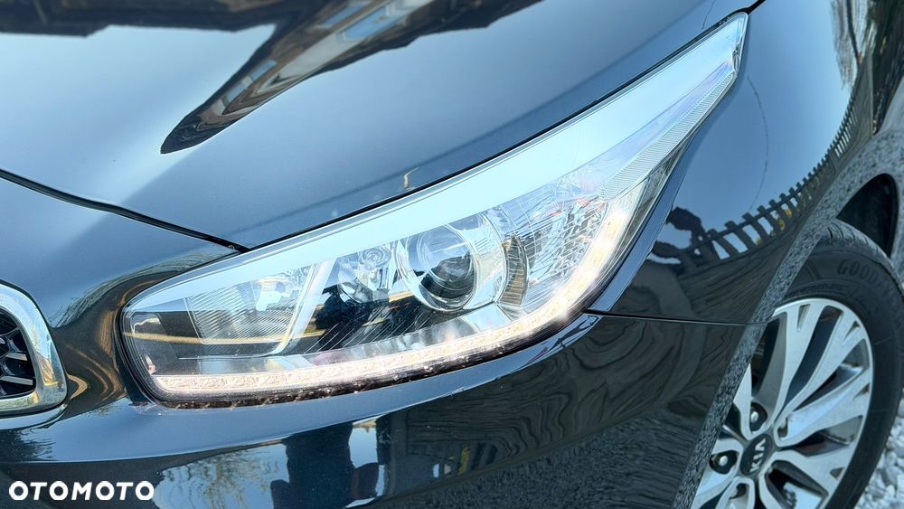 Kia Ceed - 4
