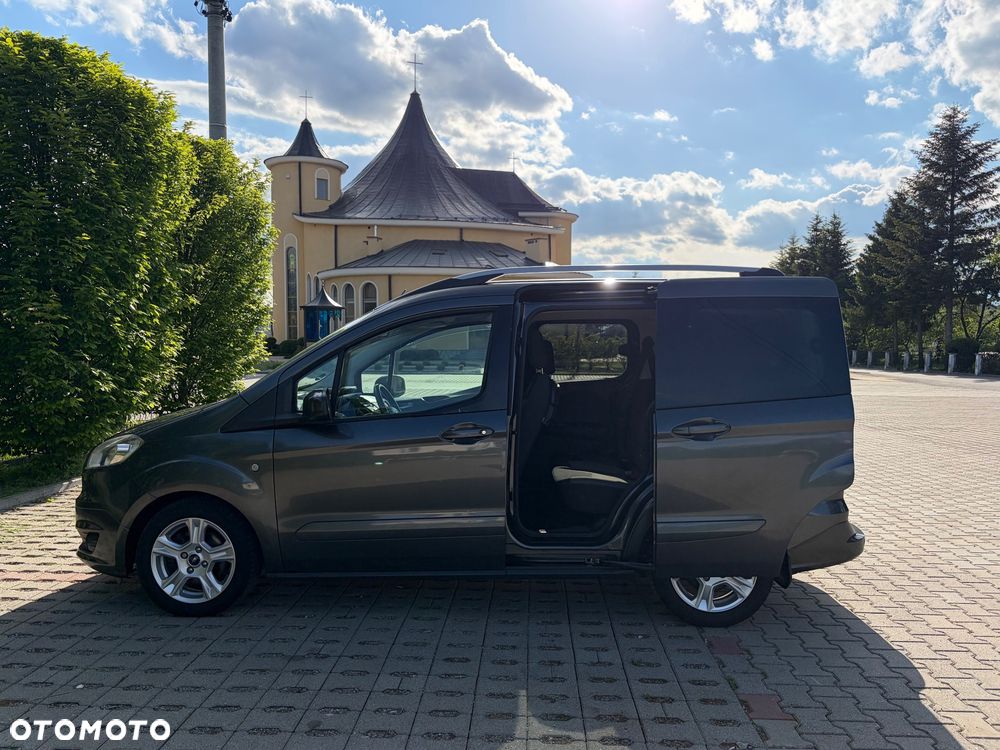 Ford Tourneo Courier 1.5 TDCi Ambiente - 34