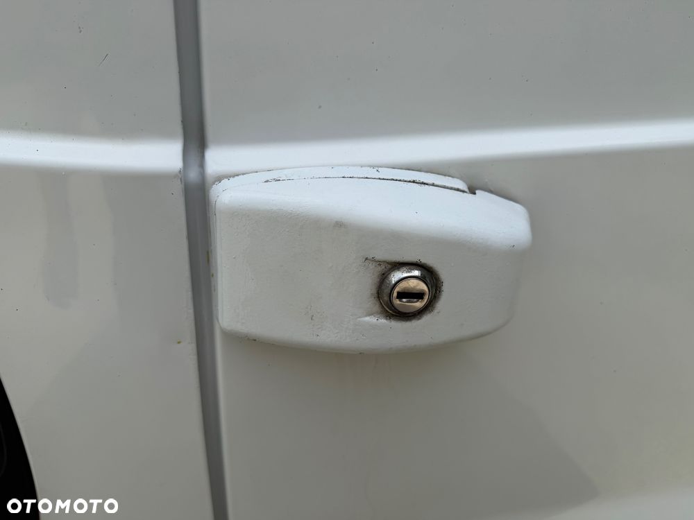 Renault TRAFIC - 27