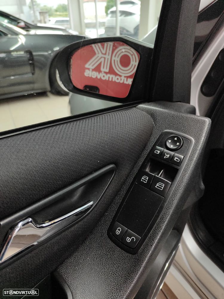Mercedes-Benz B 200 CDI DPF Autotronic Special Edition - 26